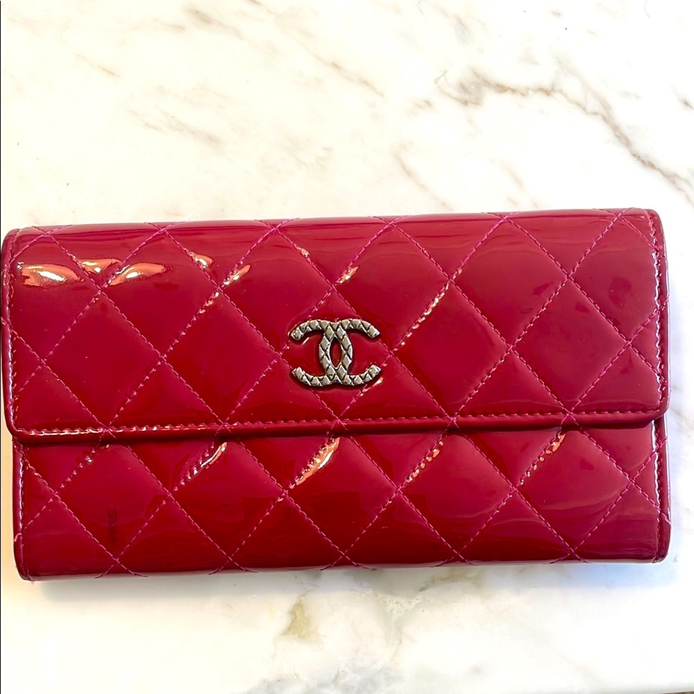 Chanel Pink Quilted Women's Bag